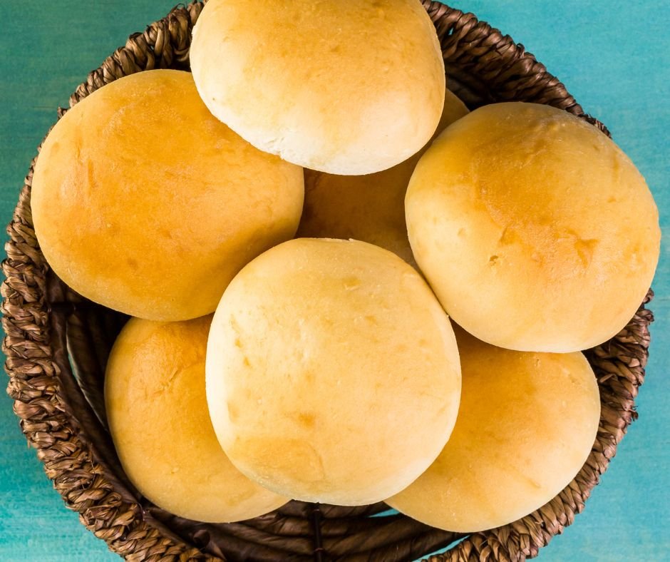 SOFT DINNER ROLLS